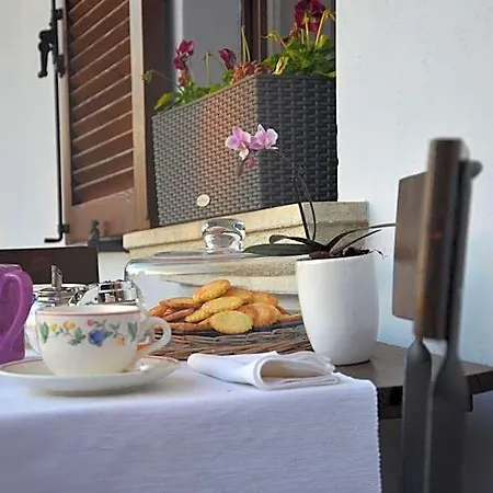 La Corte Dei Gelsomini Bed and breakfast